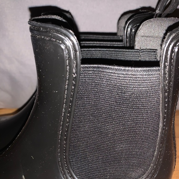 Black rain boots - Picture 10 of 12